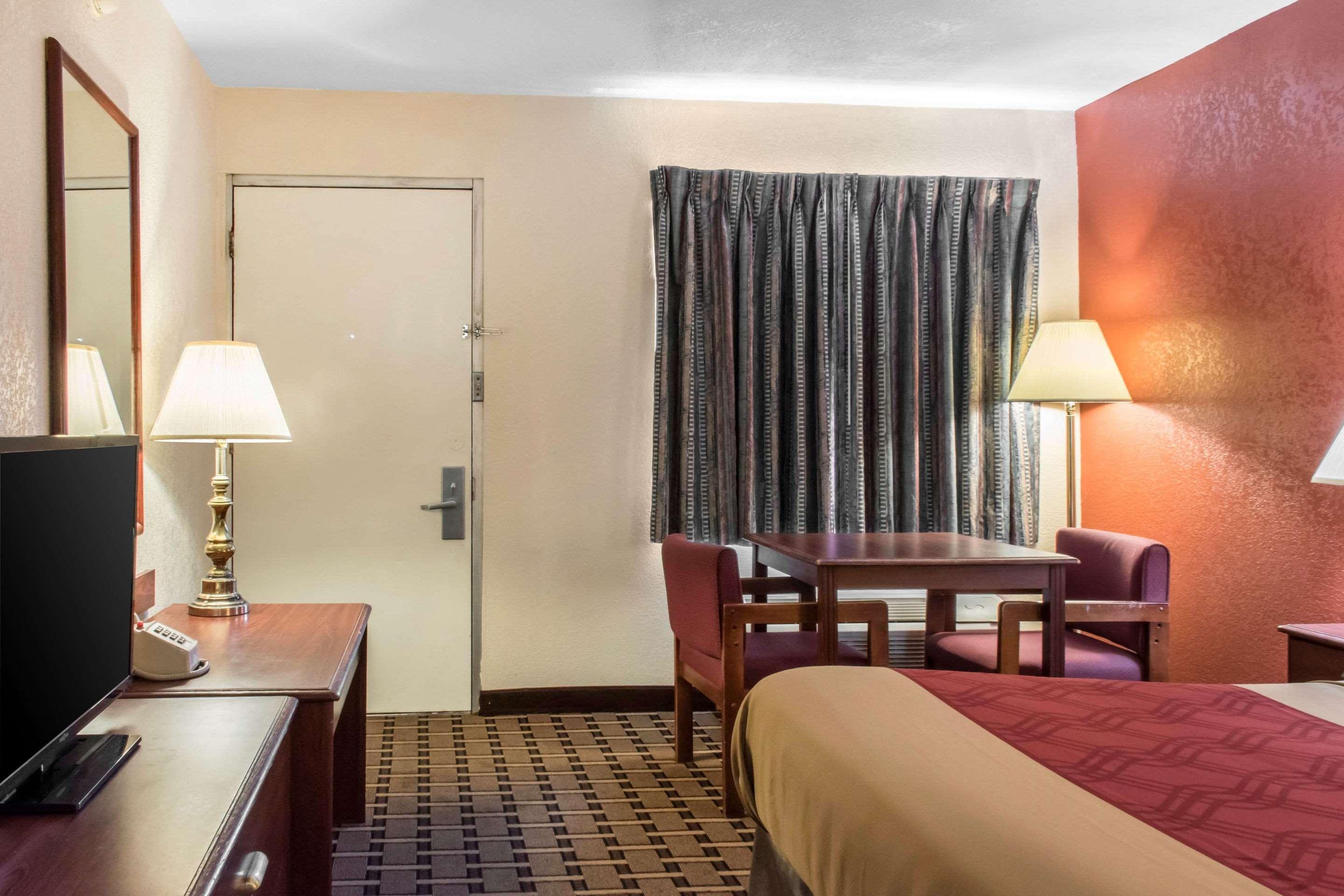 Econo Lodge Carlisle Ngoại thất bức ảnh