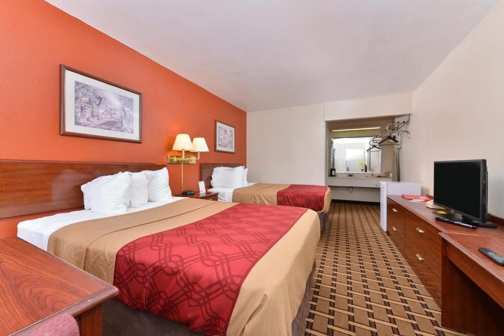 Econo Lodge Carlisle Ngoại thất bức ảnh